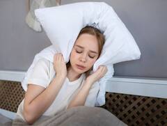 Sleep Apnea: रात-रात भी नहीं आती नींद तो हो जाएं सावधान, जानें ये कितना खतरनाक
