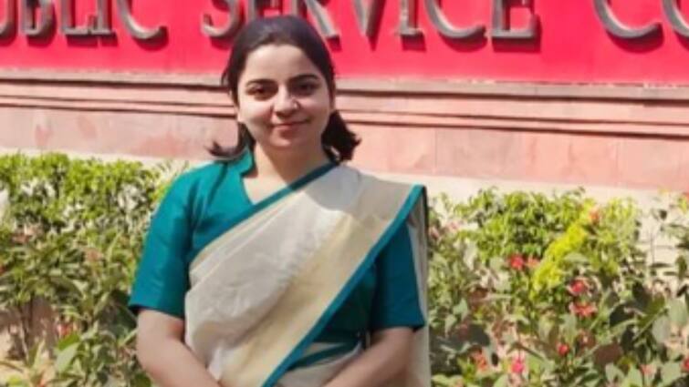 UPSC Success Story IRS Girisha Choudhary created history in last attempt failed in four prelims also got panic attack UPSC Success Story: गिरिशा चौधरी ने आखिरी अटेम्पट में रचा इतिहास, कई बार प्रीलिम्स में हुईं फेल…पैनिक अटैक भी आया, पढ़ें उनकी कहानी