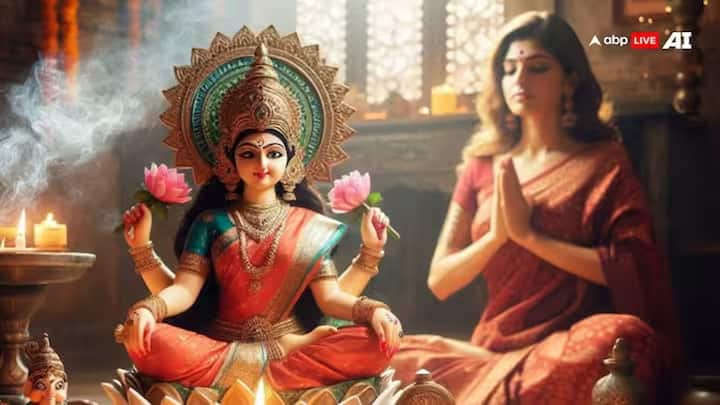 Diwali Laxmi Puja 2024: બ્રહ્મપુરાણ અનુસાર, માતા લક્ષ્મી દિવાળીની રાત્રે ઘરોની આસપાસ ભ્રમણ કરે છે. પૂજાથી પ્રસન્ન થઈ માતા ઘરમાં વાસ કરે છે. તેથી, દિવાળી પર સાંજે પૂજા કરવામાં આવે છે.