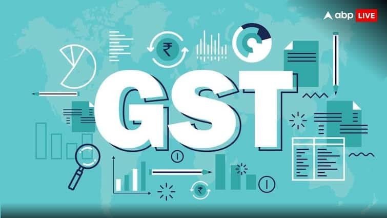 GST: हेल्थ इंश्योरेंस पर हट सकता है जीएसटी, महंगे होंगे जूते-घड़ी, सस्ता हो जाएगा पानी और साइकिल