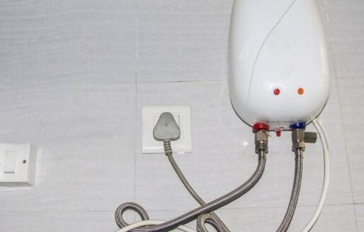 નવું ગીઝર ખરીદતા પહેલા તમારું બજેટ નક્કી કરો. કારણ કે તમને માર્કેટમાં સસ્તા અને મોંઘા તમામ પ્રકારના ગીઝર મળી જશે. આવી સ્થિતિમાં તમારા બજેટ અને જરૂરિયાત મુજબ ગીઝર ખરીદો.