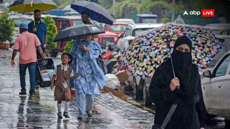 मुंबई में तूफान तो तमिलनाडु में भारी बारिश का अलर्ट, जानें कैसा रहेगा दिल्ली-यूपी का हाल