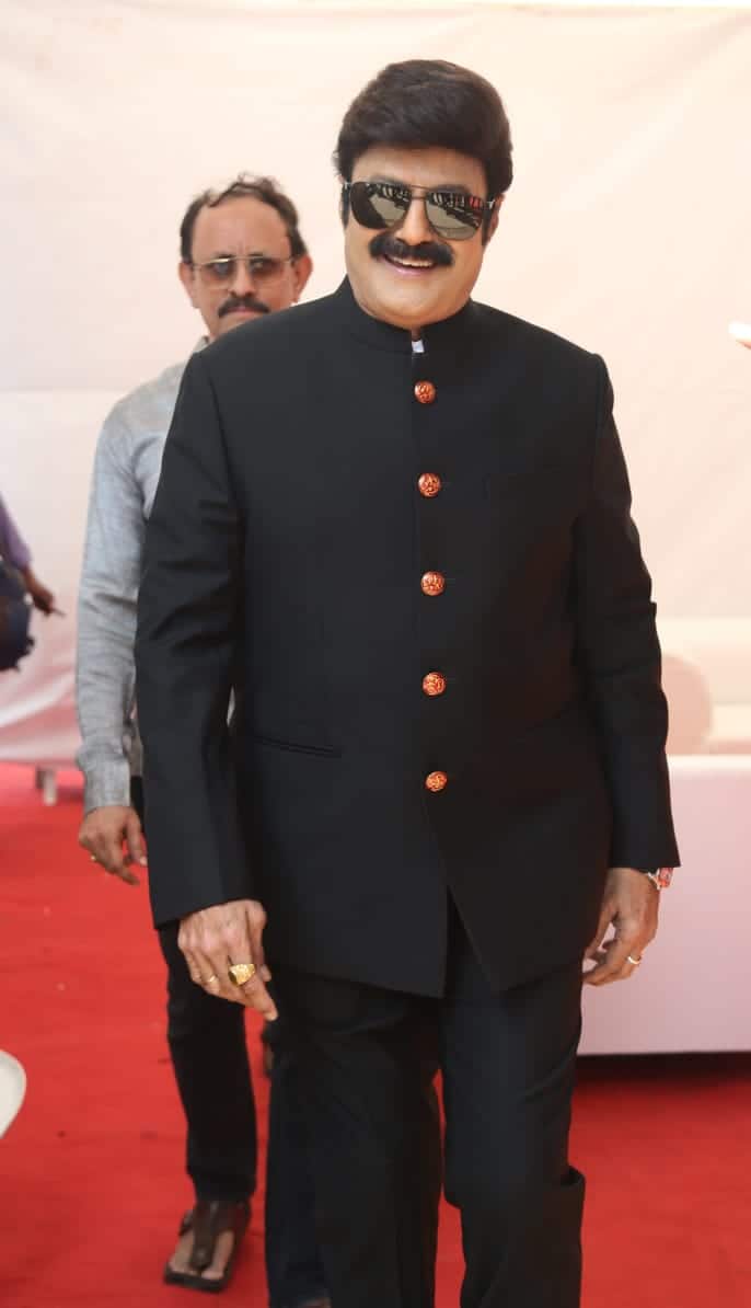 ఇప్పటివరకు బాలయ్యలో చూడని ఒక కొత్త కోణాన్ని ‘అన్‌స్టాపబుల్ విత్ ఎన్‌బీకే’ షోలో చూడవచ్చు.