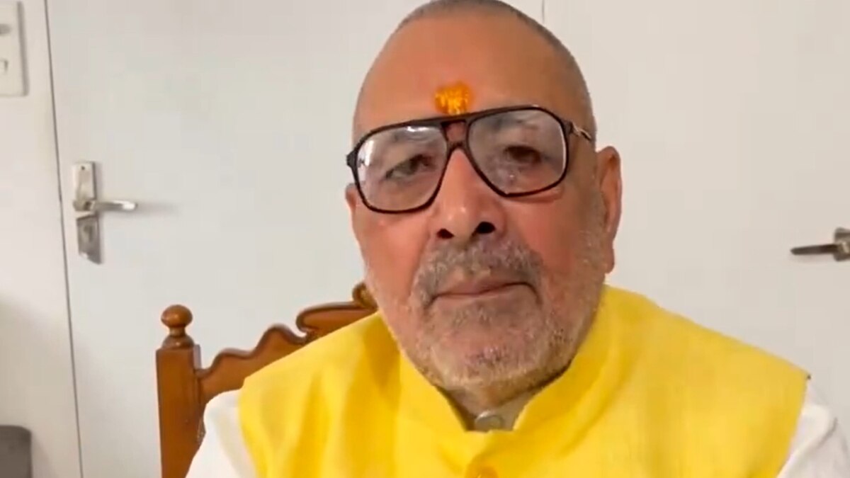 Giriraj Singh: जेडीयू ने गिरिराज सिंह पर आंखें तरेरी तो सांसद बोले- ‘मैं अपने खून की आखिरी बूंद तक…’