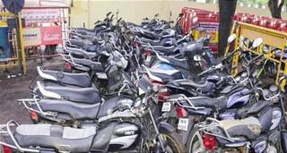 Crime: Splendor பைக் ஸ்பெசலிஸ்ட்......... மெக்கானிக் இல்லை - பைக் திருடுவதில் !
