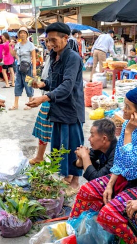 भारत के इस राज्य में सिर्फ महिलाएं ही चलाती हैं यह बाजार