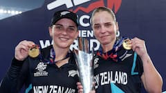 Womens T20 WC Prize Money: ১৩৪ শতাংশ বেশি! টি-২০ বিশ্বকাপ জিতে রেকর্ড অর্থ পেল নিউজ়িল্যান্ড, কী প্রাপ্তি ভারতের?