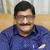 मुंबादेवीतून अतुल शाह देखील इच्छुक आहे.त्यामुळे मुंबादेवीचे माजी आमदार अतुल शाह देखील सागरवर फडणवीस यांच्या भेटीला पोहोचले आहे.