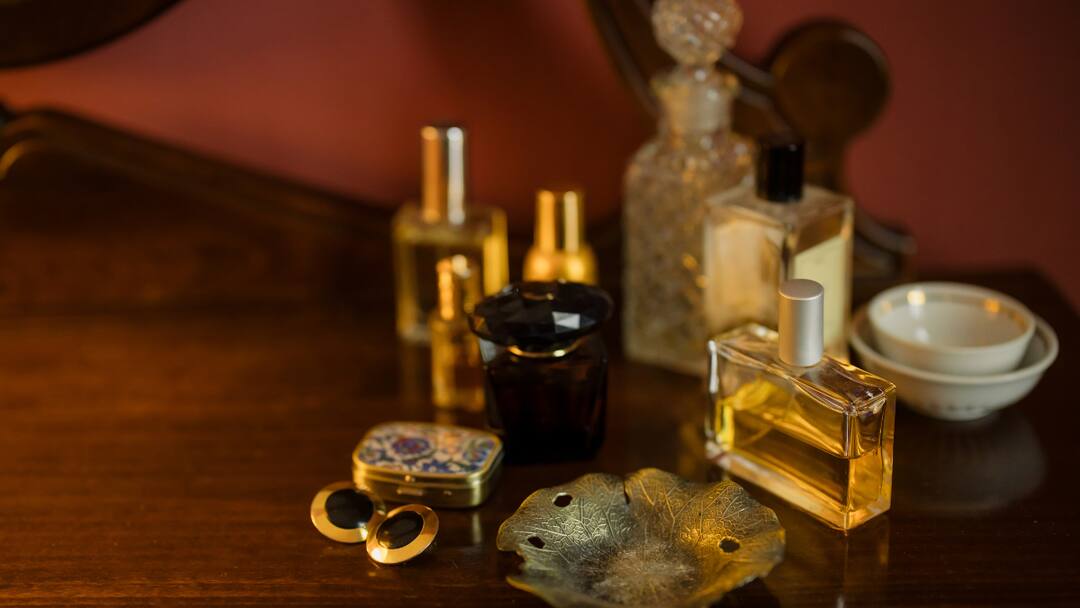 Deo And Perfume Difference Why Deodorant And Perfume’s Aren’t Playing The Same Game