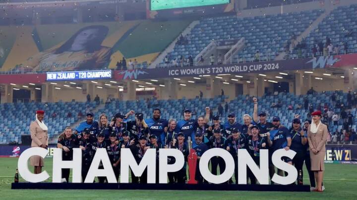 न्यूजीलैंड की महिला टीम ने सभी भविष्यवाणियों को गलत साबित करते हुए पहली बार महिला टी20 वर्ल्ड कप का खिताब जीता है. मगर दक्षिण अफ्रीका की हार का कनेक्शन मेंस क्रिकेट के कई दिग्गजों से जुड़ा है.