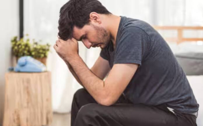 ਘਟਨਾ ਉਦੋਂ ਵਾਪਰੀ ਜਦੋਂ ਵਿਅਕਤੀ ਨੇ ਆਪਣੇ ਦੋਸਤ ਨਾਲ ਮਿਲ ਕੇ ਆਨਲਾਈਨ ਡੇਟਿੰਗ ਐਪ 'ਤੇ ਜੀਵਨ ਸਾਥੀ ਦੀ ਭਾਲ ਸ਼ੁਰੂ ਕੀਤੀ। ਇਸ ਦੌਰਾਨ ਵਿਅਕਤੀ ਦੀ ਮੁਲਾਕਾਤ ਇਕ ਔਰਤ ਨਾਲ ਹੋਈ ਜਿਸ ਨੇ ਦਾਅਵਾ ਕੀਤਾ ਕਿ ਉਸ ਦਾ ਵੀ ਤਲਾਕ ਹੋ ਚੁੱਕਾ ਹੈ।