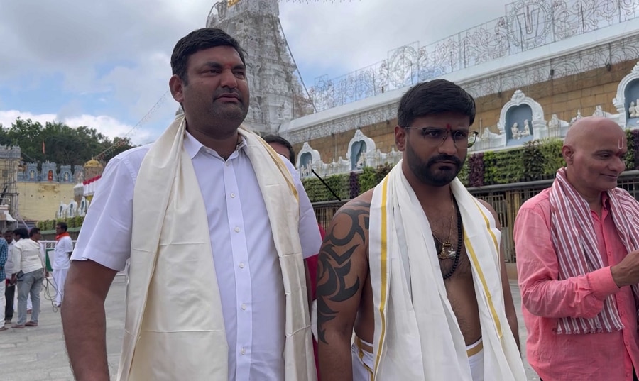 Tirumala Controversy: తిరుమలలో తెలంగాణ ప్రజా ప్రతినిధులపై చిన్నచూపు, ప్రోటోకాల్ పాటించడం లేదు- నేతల ఆవేదన