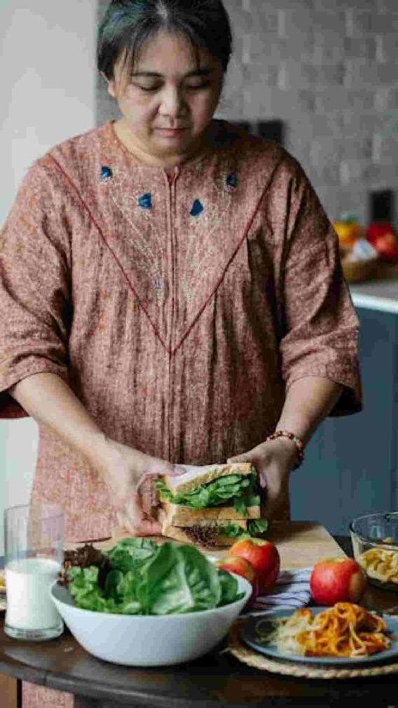 जाणून घ्या 'या' 5 झटपट टिफीन रेसिपी