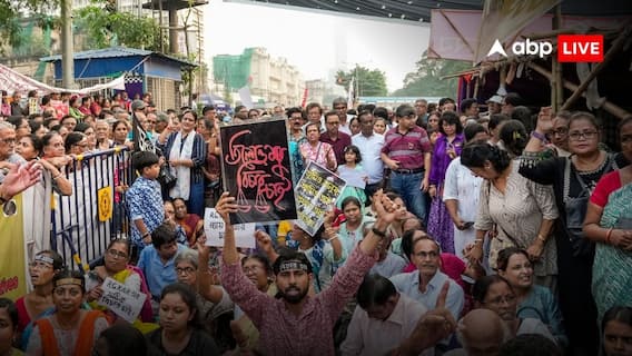 बन गई बात! ममता बनर्जी के साथ बैठक के बाद जूनियर डॉक्टरों ने भूख हड़ताल की खत्म बन गई बात! ममता बनर्जी के साथ बैठक के बाद जूनियर डॉक्टरों ने भूख हड़ताल की खत्म