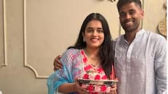 Photos: સૂર્યકુમાર સહિત આ ક્રિકેટરોની પત્નીઓએ રાખ્યું કરાવવા ચોથનું વ્રત, જુઓ સુંદર તસવીરો