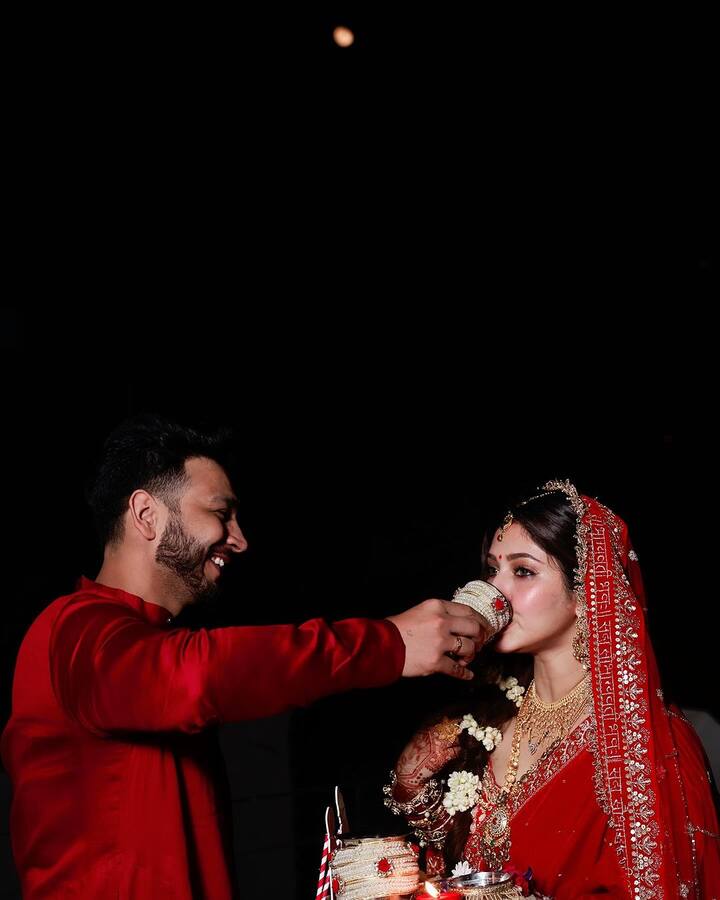 TV's Parvati Sonarika Bhadauria also celebrated her first Karva Chauth this year. Dressed in red saree, heavy jewelery and Gajra in her hair, she looked like a newlywed bride.