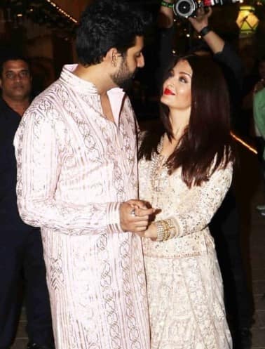 Along with this, Abhishek Bachchan charges Rs 10 crore for a film. His net worth is Rs 280 crore which is much less than Aishwarya. Abhishek owns several other cars including Audi A8L, Mercedes Benz SL350D, Bentley Continental GT and Mercedes Benz AMG.