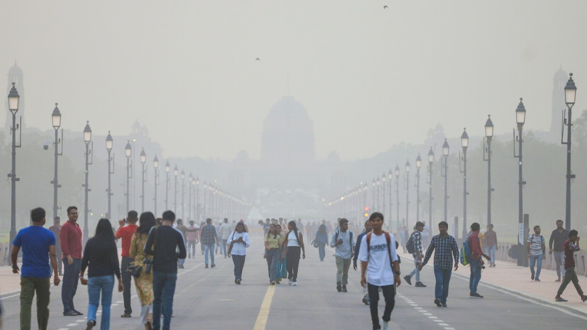 Delhi Weather: दिल्ली में दिवाली से पहले प्रदूषण का आतंक, एक्यूआई 289 तक पहुंचा, एक बार फिर चढ़ने लगा पारा