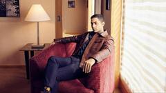 सुपरस्टार नाना का नाम लेकर दो साल विदेश में खाया फ्री का खाना, आज बॉलीवुड में कर चुका है एंट्री, पहचाना ?