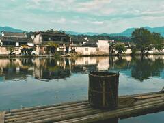 800 साल पुराना एक ऐसा गांव, जहां नहीं है एक भी सड़क