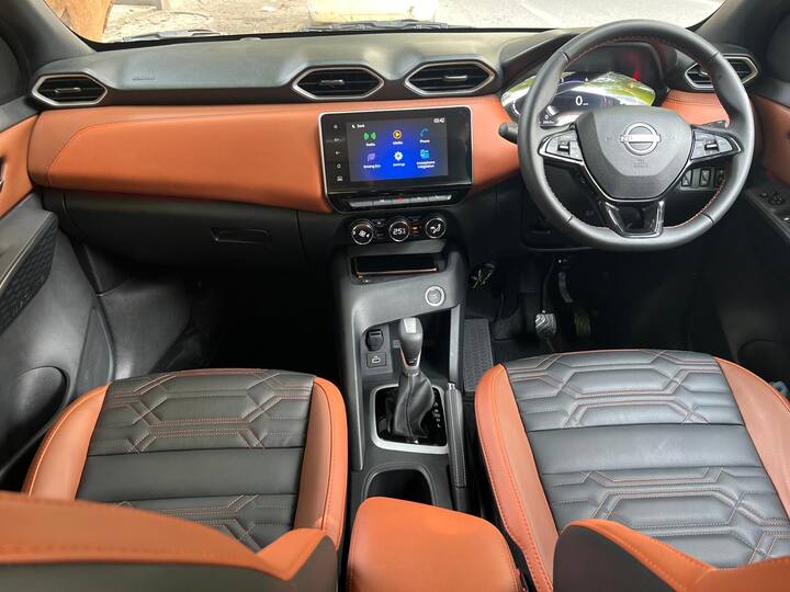 বাজেট সেগমেন্টে সবচেয়ে সাশ্রয়ী হল নতুন নিসান ম্যাগনাইট যা আরও বৈশিষ্ট্যের পাশাপাশি কানেকটেড কার টেকনোলজির পাশাপাশি একটি নতুন চেহারা পায়। ম্যাগনাইটের দাম বেশ আক্রমণাত্মক। যার অর্থ এই সেগমেন্টে এটি একটি ভাল বাজেটবান্ধব বিকল্প রয়েছে। যা অন্যান্য হ্যাচব্যাকের তুলনায় এখন সস্তা! আপনি যদি সিএনজি খোঁজেন তবে নেক্সন আইসিএনজি একটি ভাল গাড়ি হতে পারে।