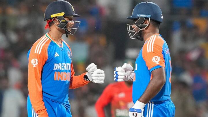 बता दें कि टी20 विश्व कप 2024 के फाइनल में भारत ने पहले बैटिंग करते हुए 176 रन बनाए थे. इस दौरान कोहली ने 76 रनों का योगदान दिया था. इसके जवाब में दक्षिण अफ्रीका की टीम 169 रन ही बना सकी थी.