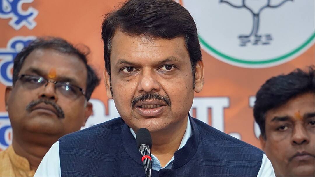 Maharashtra BJP List: पहली लिस्ट में नाम नहीं आने पर देवेंद्र फडणवीस से मिलने पहुंचे BJP विधायक, क्या कहा? Maharashtra Assembly Election 2024 BJP Candidate List Mla meet Devendra Fadnavis After Ticket Denied Maharashtra BJP List: पहली लिस्ट में नाम नहीं आने पर देवेंद्र फडणवीस से मिलने पहुंचे BJP विधायक, क्या कहा?