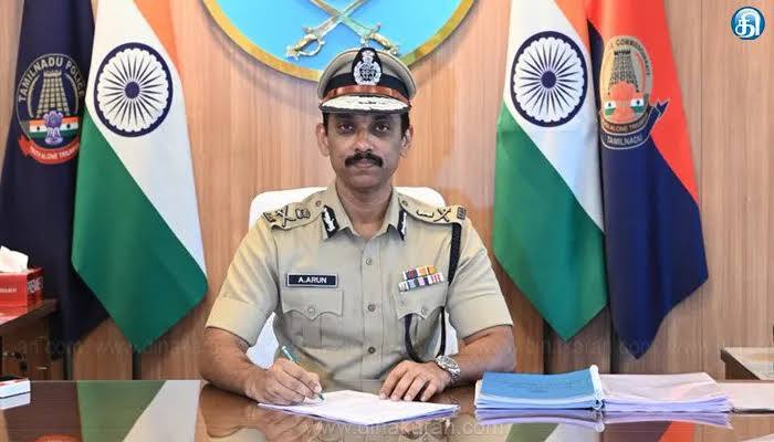 Chennai Police Commissioner says Diwali Crowds robbers robbers FRS camera - TNN தீபாவளி கூட்ட நெரிசல்; கொள்ளையர்களை கண்காணிக்க FRS கேமிரா - சென்னை காவல் ஆணையர்