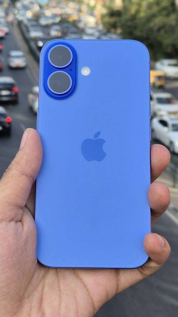 iPhone 16 Series पर बंपर डिस्काउंट! यहां मिल रहा ऑफर