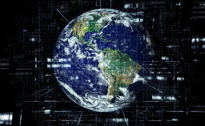 बता दें सबसे पहले हमें ब्रह्मांड के निर्माण की कहानी को समझना होगा. वैज्ञानिकों के अनुसार ब्रह्मांड का जन्म लगभग 13.8 अरब साल पहले एक बड़े विस्फोट से हुआ था, जिसे बिग बैंग कहा जाता है.