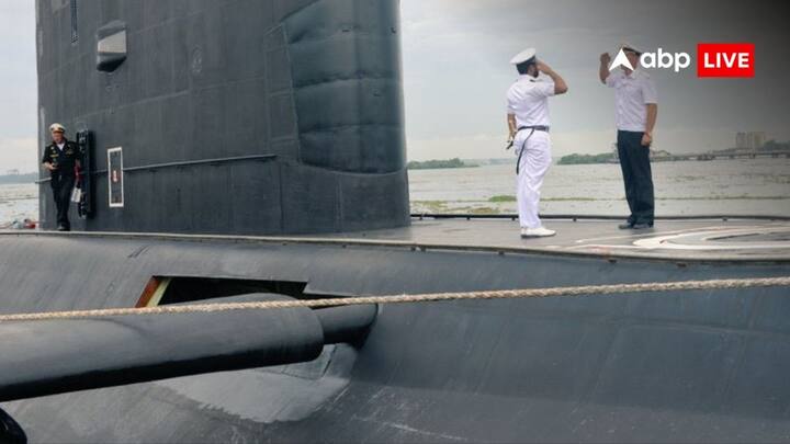 रूसी सब्मरीन उफा की बात करें तो यह बेहद शांत तरीके से काम करती है. यानी पानी के अंदर बिना शोर किए ऑपरेशंस को अंजाम देती है, जो इसकी सबसे बड़ी खासियत है. यह रूसी सब्मरीन यूएस की सब्मरीन पर भी भारी पड़ सकती है.