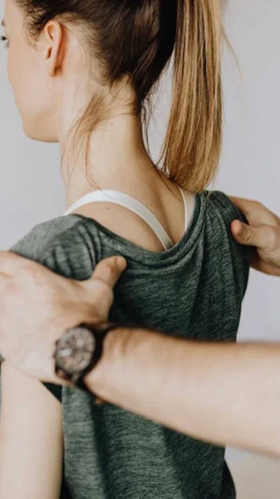 इस विटामिन की कमी से आती है हड्डियों के चटखने की आवाज