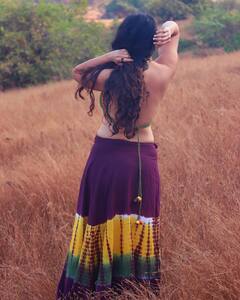 Megha Shukla Photo: અભિનેત્રી મેઘા શુક્લાએ સાડી પહેર્યા વિના કેમેરા સામે આપ્યા બોલ્ડ પોઝ