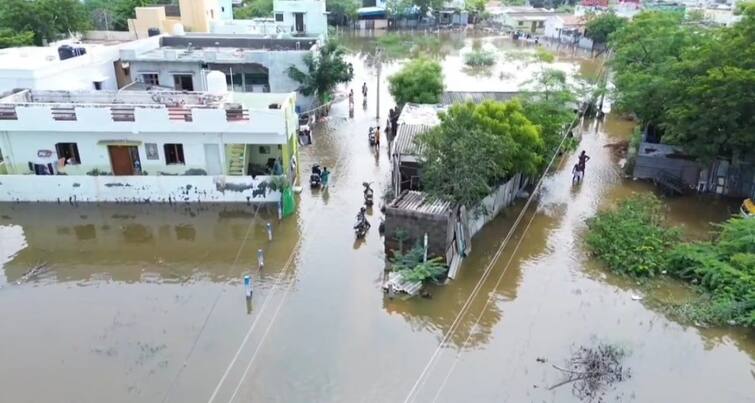Madurai Rain More than 500 residences in Madurai Sellur area like Velachery - TNN Madurai Rain: வேளச்சேரி போல மாறிய மதுரை செல்லூர் பகுதி... நீரில் மூழ்கிய குடியிருப்புகள்