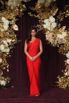 Diwali 2024: सुहाना खान, जाह्नवी कपूर का ये लुक है खास, दिवाली पार्टी में ट्राई करें, लगेंगी बेहद खूबसूरत