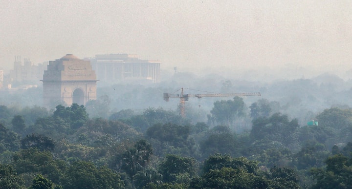 मौसम विभाग के अनुसार, 27 अक्टूबर से ठंड का एहसास होने लगेगा. वहीं आज बुधवार (23 अक्तूबर) से 27 अक्टूबर तक आसमान साफ रहेगा. इस दौरान अधिकतम तापमान 34 से 35 डिग्री और न्यूनतम तापमान 18 से 19 डिग्री तक रह सकता है.