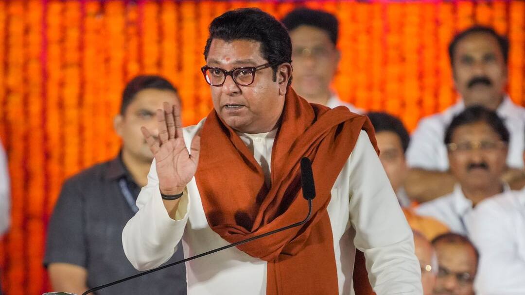 Maharashtra Vidhan sabha Election 2024 Raj Thackeray MNS Nashik no Candidate in second list Marathi News राज ठाकरेंचा एकेकाळचा बालेकिल्ला उमेदवारीपासून वंचित; मनसेच्या दुसऱ्या यादीत नाशिकचा एकही शिलेदार नाही