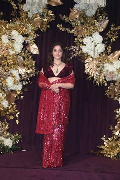 दिवाली पार्टी में शोभिता धुलिपाला के सामने तमन्ना भाटिया भी फेल, सिल्क साड़ी में लगीं बेहद खूबसूरत