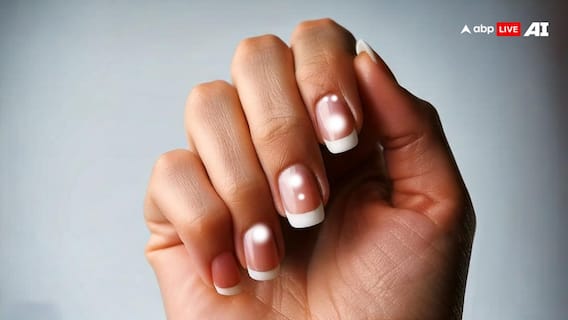 नाखूनों पर बनने लगे हैं सफेद निशान? जानें किस बीमारी का हो सकता है संकेत