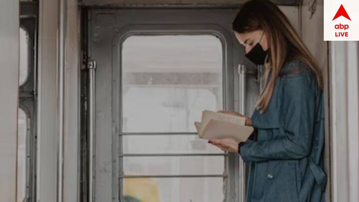 প্রায় ৫৬ বছর এভাবে চলার পর প্রথমবার ১৯০৯ সালে ভারতীয় রেলে শৌচালয়ের ব্যবস্থা করা হয়। কিন্তু এর পেছনে রয়েছে এক ইতিহাস।