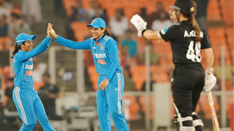 India Dominates New Zealand in Dominant First ODI