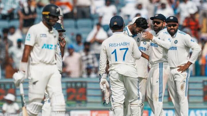 তবে কুম্বলে, জাডেজাদের সঙ্গে যুগ্মভাবে এই কৃতিত্বের মালিক এখন ওয়াশিংটন।