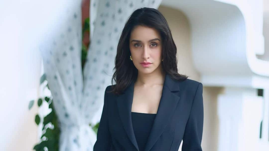 Stree 2 actor Shraddha Kapoor Opens Up About Selecting Diverse Roles Shraddha Kapoor Opens Up About Selecting Diverse Roles: 'I Believe My Growth In The Industry...'