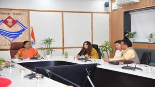 UPSC Success Story: उत्तराखंड की इस आईएएस के पिता ने दूध बेचकर पढ़ाया था, यूपीएससी पास कर किया पिता का नाम