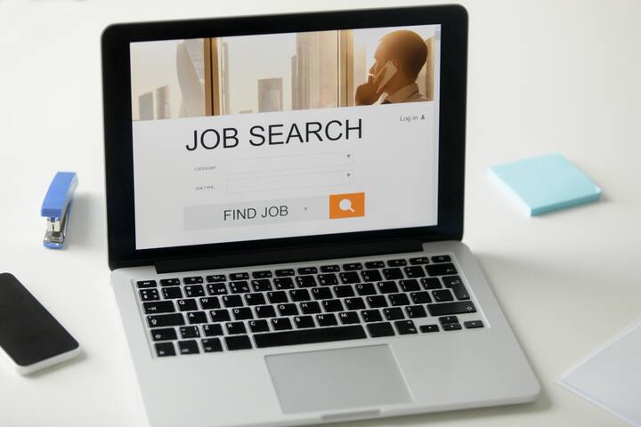 To participate in this recruitment, candidates should have ITI/ Diploma/ Senior Secondary/ Graduation/ Post Graduation degree.