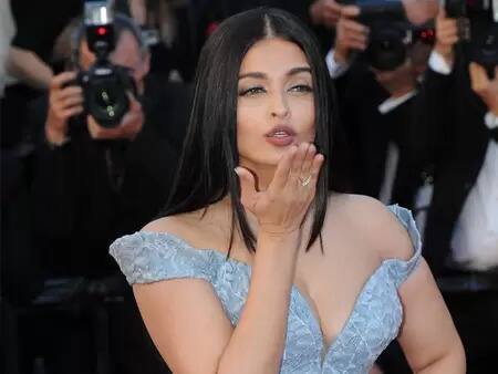 बॉलिवूडच्या सर्वात श्रीमंत अभिनेत्रींमध्ये दुसऱ्या क्रमांकावर विश्वसुंदरी ऐश्वर्या राय आहे. ऐश्वर्याची नेटवर्थ सुमारे 850 कोटी आहे.