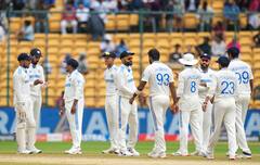 PHOTOS: विराट कोहली और गौतम गंभीर ने की मस्ती, अभ्यास के बीच कैद हुए खूबसूरत पल; देखें तस्वीरें