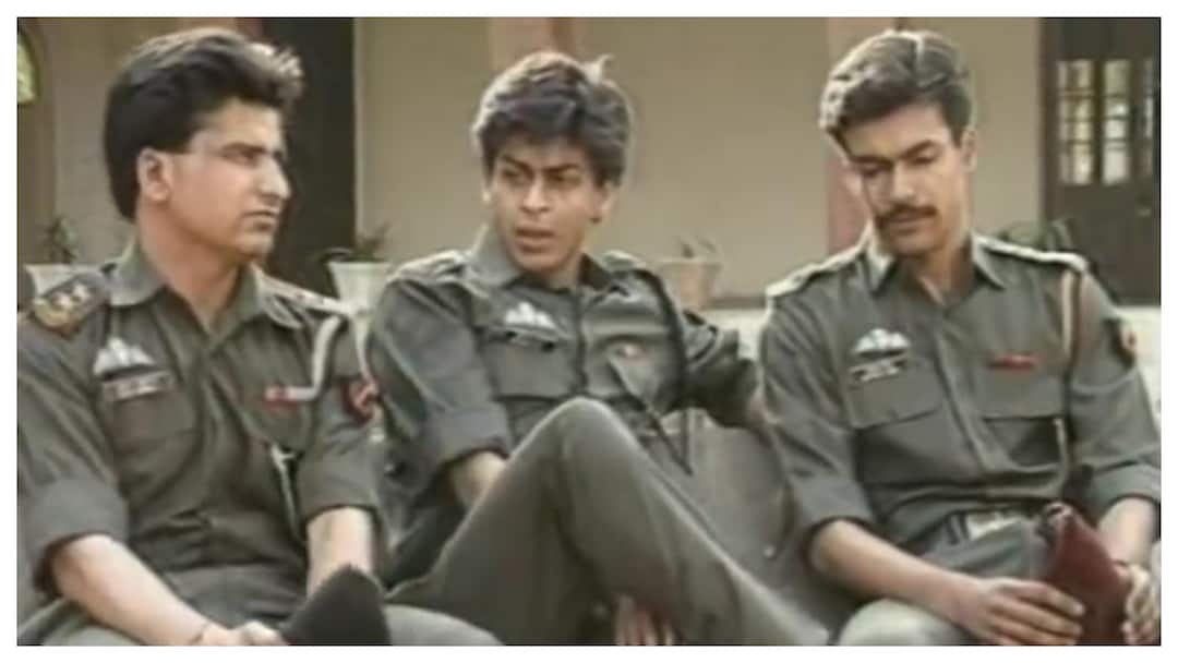Shah Rukh Khan Debut TV Show Fauji To Re-Air On Doordarshan From This Date Shah Rukh Khan's Iconic TV Show Fauji To Re-Air On Doordarshan From This Date