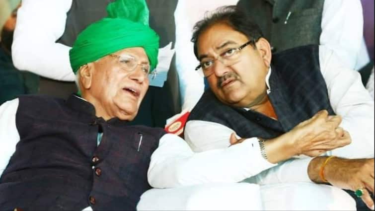 Indian National Lok Dal could lose symbol and regional party status Abhay Singh Chautala Om Prakash Chautala in haryana Haryana: INLD के लिए अब अस्तित्व बचाने की चुनौती, छिन जाएगा चुनाव चिह्न और रिजनल पार्टी का दर्जा?