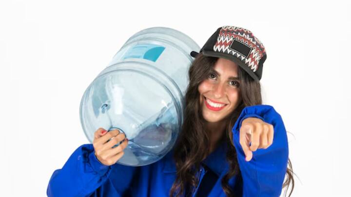 সোডিয়াম একটি গুরুত্বপূর্ণ ইলেক্ট্রোলাইট, যা কোষের ভিতরে এবং বাইরে তরলের ভারসাম্য নিয়ন্ত্রণে সহায়ক।  কিডনি থেকে যদি অতিরিক্ত জলের নিষ্কাশন না ঘটে, সেক্ষেত্রে ওই বাড়তি জল কোষে প্রবেশ করে। এর ফলে কোষগুলি ফুলে যায়।